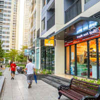 Cho Thuê Shop Khối Đế, Chân Chung Cư ~70K Dân Tại Vinhomes Grand Park. Liên Hệ 0828030977 Thiện