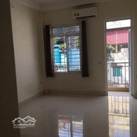 Phòng Khép Kín, Giá Bán 3,2 Triệu,Diện Tích24M2 Tại Đường Lê Trọng Tấn, Thanh Xuân. Liên Hệ: 0349538369