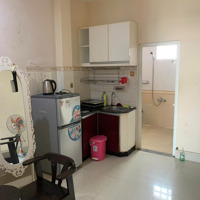 Cần Cho Thuê Phòng Ở Quận 3 Cư Xá Đô Thành . Giá 6.000. 000 Triệu
