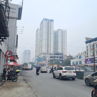 Tòa Văn Phòng _ Quận Hoàng Mai. 10T - Thang Máy - Kinh Doanh. Hiện Đang Cho Ngân Hàng Thuê