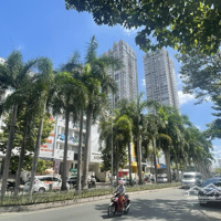 Cho Thuê Căn Góc 2Mt Khan Hiếm Đ. Nguyễn Thị Thập Quận 7 Dt: 10X20M Có Tm Giá: 220 Triệu Liên Hệ: 0931353298