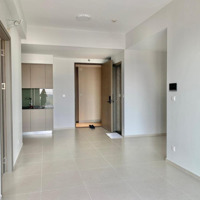 Bán Căn 69M2 Có Ban Công + View Hồ Bơi + Giá Bán 2.850 Tỷ (102%) Bao Sổ Thuế Phí