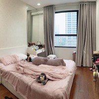 Chỉ 21 Triệu Thuê Ngay 3 Ngủ 2 Vệ Sinh Tại D''capitale. Giá Thật, Nội Thất Đẹp. Vào Ở Ngay Tháng 2/2025