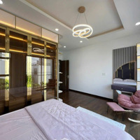 Cần Bán Gấp Nhà Phố Mặt Tiền Đường Số Hoàng Quốc Việt, Kdc La Casa, 5M Mặt Tiền Giá Chỉ 21.5 Tỷ !