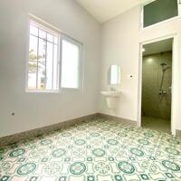 Bán nhà đường Trương Văn Hiến, khu biển Sơn Thuỷ, nhà nhỏ xin mới 100%, gần với nhiều tiện ích