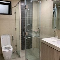 Bán Gấp Căn Hộ Chung Cư Babylon Quận Tân Phúdiện Tích56M2 1 Phòng Ngủ 1 Vệ Sinh Giá Bán 2,2 Tỷ Sổ. Liên Hệ: 0907 909 929 Hùng