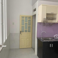 Cần Bán Nhà Cấp 4, Hẻm Dân Cư Yên Tĩnh, An Ninh. Gần Chợ, Trường Cấp 2, Ubnd Phường Long Trường.