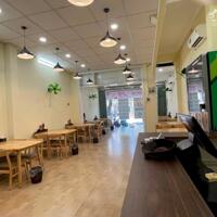Cho thuê nhà 3 tầng MT đường Nguyễn Văn Thoại, khu sầm uất, tầng 1 trống suốt kinh doanh