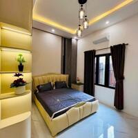 Cần bán nhà 3 tầng MT Hòa Minh 3, TT Liên Chiểu, giá sập sàn chỉ nhỉnh hơn 5 tỷ.