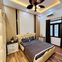 Cần bán nhà 3 tầng MT Hòa Minh 3, TT Liên Chiểu, giá sập sàn chỉ nhỉnh hơn 5 tỷ.