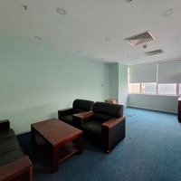 Chính Chủ Cho Thuê Sàn Văn Phòng 230M2 Trong Tòa Nhà Tại Trung Tâm Quận 1