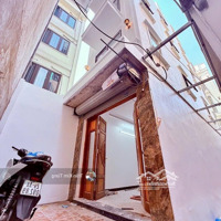 Bán Nhà 5 Tầng X 46M2 Lô Góc, Đàm Quang Trung, Ngay Chân Cầu Vĩnh Tuy, Giá Chỉ Nhỉnh 6 Tỷ
