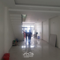 Nhà Mới Mặt Tiền Nội Bộ Cư Xá Bình Thới P8 Q11 - 5X18M 5 Phòng Ngủ- Có Sẵn Máy Lạnh