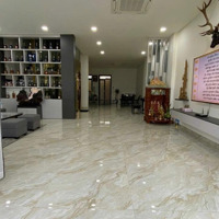 Biệt Thự 128/32A Lê Văn Duyệt, Phường 1, Quận Bình Thạnh