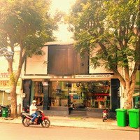 Cho Thuê Nhà Mặt Tiền Lê Văn Sỹ Quận Tân Bình, ( 10X33M - 3 Tầng, ) Giá Thuê: 99 Triệu/Tháng.