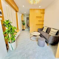 Bán Nhà Ở Luôn, Phố Lê Gia Định, Hai Bà Trưng 40m, giá 2.55 tỷ.