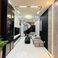 Chình Chủ Nhờ Bán Nhà Xã Đàn Siêu Đẹp Diện Tích: 35M2 4 Tầng,Ô Tô Đỗ. Kinh Doanh Tốt. Nhỉnh 7 Tỷ