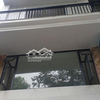 Chính Chủ Cho Thuê Nhà Mp Hai Bà Trưng 70X8T Có Thang Máy ,Điều Hòa ,Pccc Đã Được Cấp Phép
