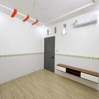 Nhà đẹp có phòng ngủ tầng trệt, giáp với KDC Cán bộ Trường đại học Cần Thơ