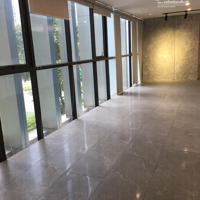 Cho Thuê Mặt Bằng, Văn Phòng, Shophouse Chân Tòa Chung Cư Quận Cầu Giấy Đủ - Đủ Pccc -Diện Tích200M2