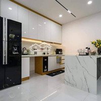 Cho Thuê Nhà Phân Lô Phố Hoàng Hoa Thám. 40M2 X 5T. 4 Phòng Ngủ Full Đồ. Ô Tô Đỗ Cửa. 16 Triệu/Th