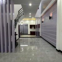 Cho Thuê Nhà Hồng Loan 6A Cần Thơ, 2 Phòng Ngủ, 3 Vệ Sinh Lộ 20M, Đông Bắc, 1 Máy Lạnh, Sân Oto