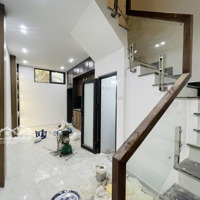 Hà Đông - Phân Lô 5 Tầng Sáng Đẹp - 30M Ra Phố - Phân Khúc Hiếm
