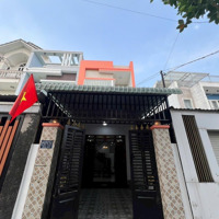 Chính Chủ Cần Bán Nhà Sổ Riêng Hoàn Công. Trệt- Lầu: 3 Phòng Ngủ. 2 Wc. Diện Tích: 80M2. Sát Chợ Dĩ An 1