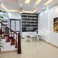 Nhà 2 Tầng Đường Lý Thường Kiệt - 3 Phòng Ngủ