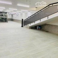 Cho Thuê Mặt Tiền Hải Phòng Thang Máy . Pccc Đầy Đủ