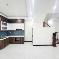 Bán Nhà Đắc Sở Hoài Đức, 40m2*4Tầng. Ngõ thông chỉ 20m ra đường ôtô gần chợ, trường học.