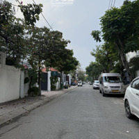 Bán Đất 9.5M X 24M/ Giá Bán 45 Tỷ Đường Lê Văn Miến / Thảo Điền - Quận 2
