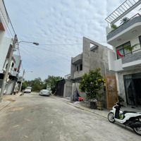 Bán Gấp Nhà Đẹp Mới 100% Trung Tâm Phường Long Phước , Gần Vinhomes- Tp Thủ Đức