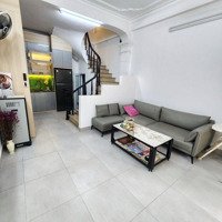 Hàng H.iếm #Bùi_Huy_Bích Phân Lô, Ô Tô Đỗ Cửa
 Diện Tích: 30M2 X 5T X 4.2M Chỉ 6.X Tỷ