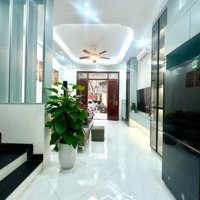 Trần Đại Nghĩa- Ô Tô Đỗ Cửa - Lô Góc - Nội Thất Xin - Kinh Doanh - Dân Xây Chắc Chắn