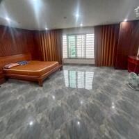 Building 11 Tầng Có Hoàn Công Mặt Phố Đảo Trúc Bạch 170 Tỷ Dòng Tiền 600Tr/th