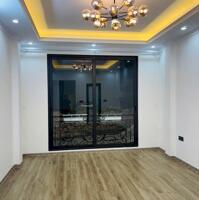 Bán nhà Thanh Lân giá 5.7 tỷ, diện tích 30m2, 5 tầng, mặt tiền 5m