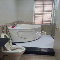 Cho Thuê Biệt Thự Mễ Trì Hạ.diện Tích: 220 M2 X 4 Tầng.