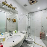 Nhà Đẹp Dân Xây - Khu Vực Víp -Gần Nhiều Trường Đại Học - Trần Hoàn Cầu Giấy: Diện Tích: 42M2*6T*4Mt=17,3 Ty