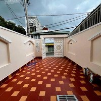 Mặt Tiền Đường 160 Lã Xuân Oai 80M2 3 Tầng Mới Toanh Dọn Vào Ở Ngay