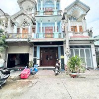 Cần Bán Nhà Đông Hòa Dĩ An Gần Thủ Đức