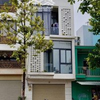 Bán Nhà Mặt Tiền Ngay Ngã Sáu Cộng Hòa - Quận 3 - (4X15M) - 3 Tầng - Hđt: 100 Triệu/Th - Giá: 24 Tỷ