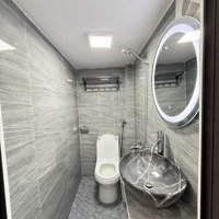 Nhà Mặt Phố Lớn Tây Sơn , Vỉa Hè Rộng Thênh Thang 7 Tầng Thang Máy Kinh Doanh Sầm Uất