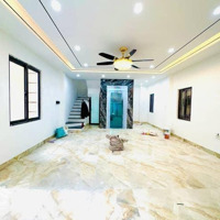 Bán Nhà Nguyễn Văn Cừ , Xây 6 Tầng,Diện Tích51M2 ,Mặt Tiền5M, Giá Bán 9.65 Tỷ, Gần Ô Tô - Vị Trí Trung Tâm