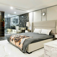 Hiếm, Nhà 5 Tầng. 82M.mặt Tiền5M 7 Chỗ Vào Nhà. Chỉ 18.1 Tỷ. Ms Thuỳ Dương 0935361977