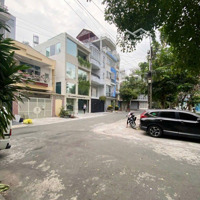 Nguyên Căn Nhàtrước Mặt Là Công Viên, Sử Dụng Hơn 250M2 Tìm Cho Văn Phòng Hay Kinh Doanh Chọn Ngay!