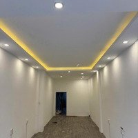 Cho Thuê Nhà Mặt Tiền, 3,5Mx15M, 94 Huỳnh Tấn Phát, Phường Tân Thuận Tây, Quận 7