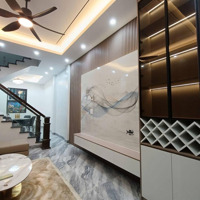 Cực Phẩm! Nhà Chùa Láng ,2 Thoáng , 2 Mặt Tiền Ba Gác Tránh ,Nhà Mới Đẹp Full Nội Thất 52M 4T