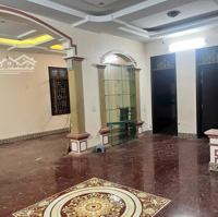 Bán Gấp Biệt Thự 4 Phòng Ngủ 4 Vệ Sinhtại Lê Văn Thịnh, 40 Tỷ, 186M2, Bắc Ninh