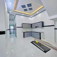 Nhà đẹp cạnh cây xăng Đức Hưng , giá 2 tỷ 150 thương lượng mạnh